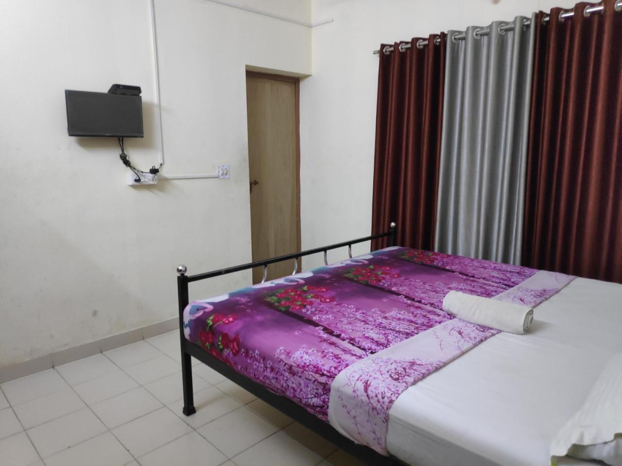 Hotel Silver Space Kochi Exterior photo